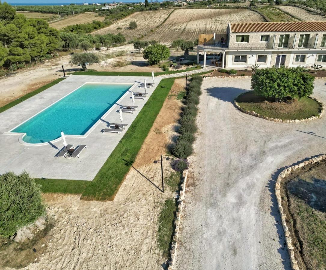 Carrua Pensionat Marzamemi Exteriör bild