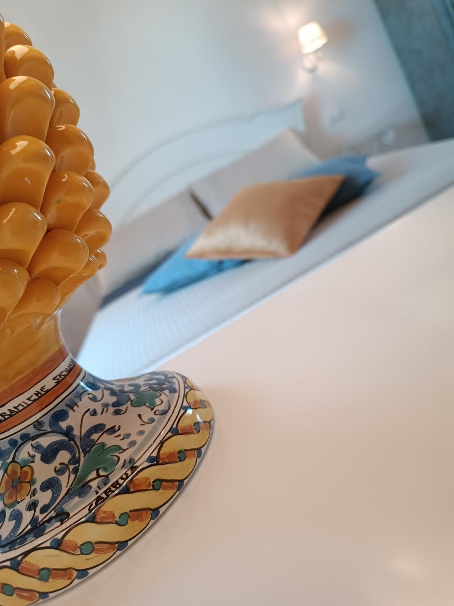 Carrua Pensionat Marzamemi Exteriör bild